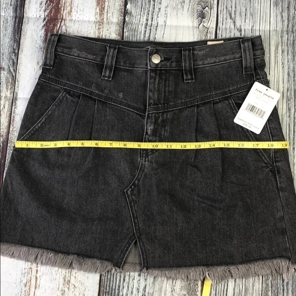 FREE PEOPLE SIDECAR DENIM MINISKIRT BLACK Sz 27